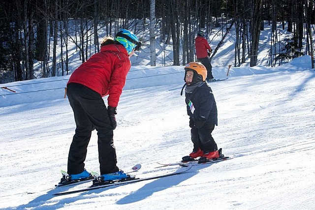 As well as lessons for adult skiers and snowboarders, Sir Sam's offers a range of kids' programs