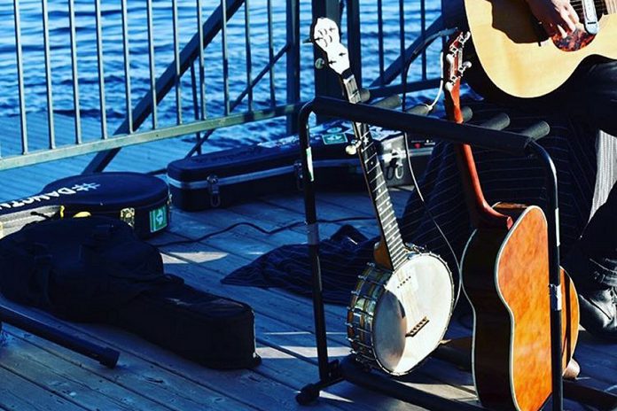 The Wild Blue Yonder Pub and Patio at Elmhirst's Resort (photo: Caroline Elmhirst)