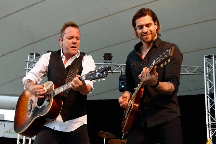 Kiefer Sutherland performing at Peterborough Musicfest on June 29, 2016 (photo: Peterborough Musicfest)