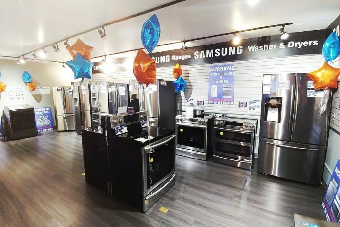 Kawartha TV & Stereo now offers Samsung appliances (photo: Kawartha TV & Stereo / Facebook)