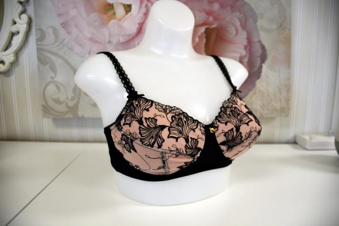 Mastectomy bras don't have to be boring, as shown by this lacy Amoena bra. (Photo: Eva Fisher)