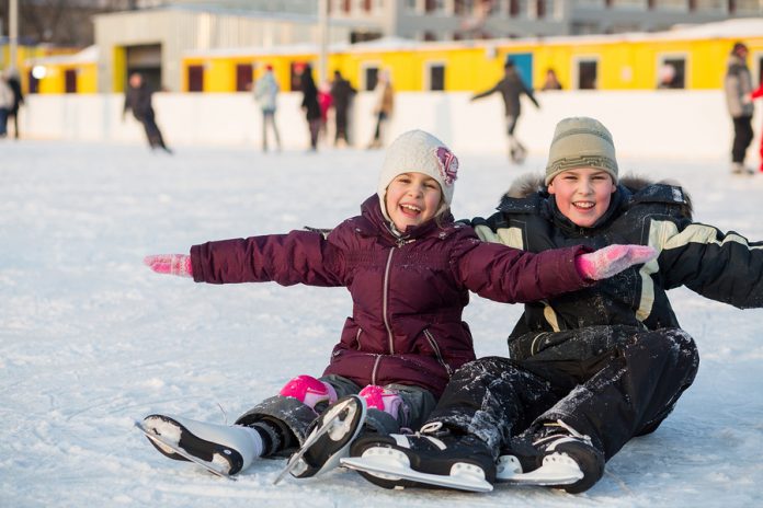 We've got lots of indoor and outdoor events listed on our website to keep your kids busy over the holidays, including public skating