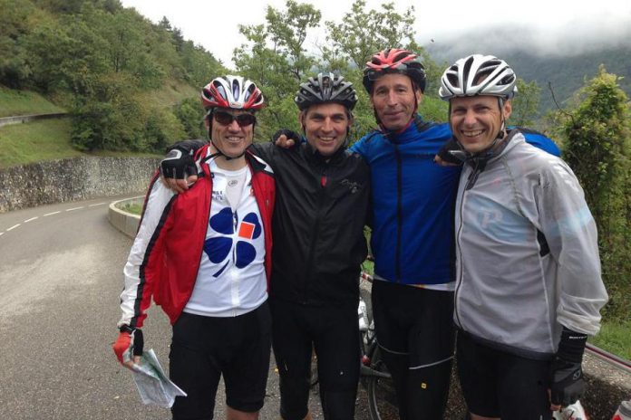 Geoff Taber (second from left) was an avid cyclist who co-founded a cycling group in his Riverdale, Toronto neighbourhood. Here he's pictured on a cycling tour in France in 2013. (Photo: Geoff Taber / Facebook)