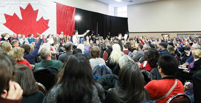 There was no shortage of questions for the Prime Minister during the two-hour event  (photo: Linda McIlwain / kawarthaNOW)