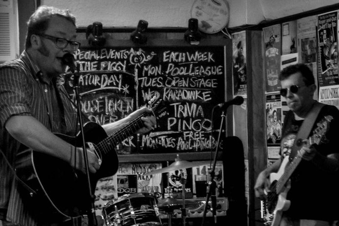 Rick Fines and JP Hovercraft performing at the January 2016 Deluxe Blues Jam.  JP will be celebrating his 65th birthday at the final Pig's Ear Deluxe Blues Jam on April 15. (Photo: SLAB Productions)