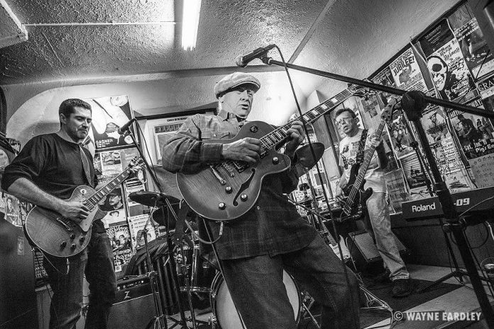 Bobby Watson doing what he does best at the April 15th Deluxe Blues Jam (photo: Wayne Eardley)