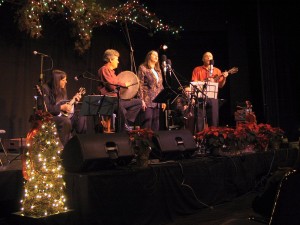 Carried Away performs at In From The Cold in 2004 (photo: Jeannine Taylor)