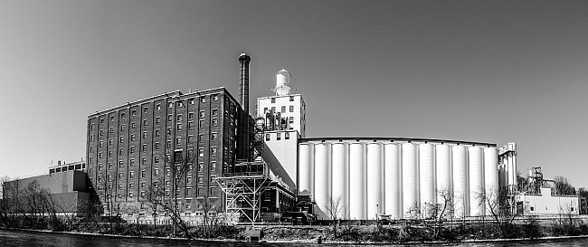 Panoramic view of the Quaker plant in Peterborough (photo: Pat Trudeau)