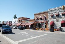 Bolton Street is one of the primary shopping destinations in Bobcaygeon, especially popular with out-of-towners