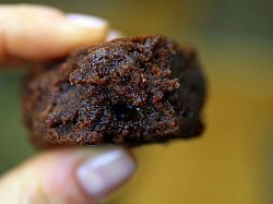 Brownie Bite (photo: Olga Massov)