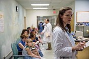 Jennifer Garner also stars as Dr. Eve Saks