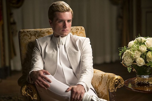 Josh Hutcherson as the propagandized Peeta Mellark looks like a gaunt Little Lord Fauntleroy