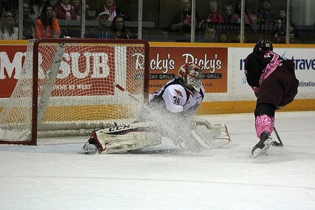 pink-in-the-rink-03