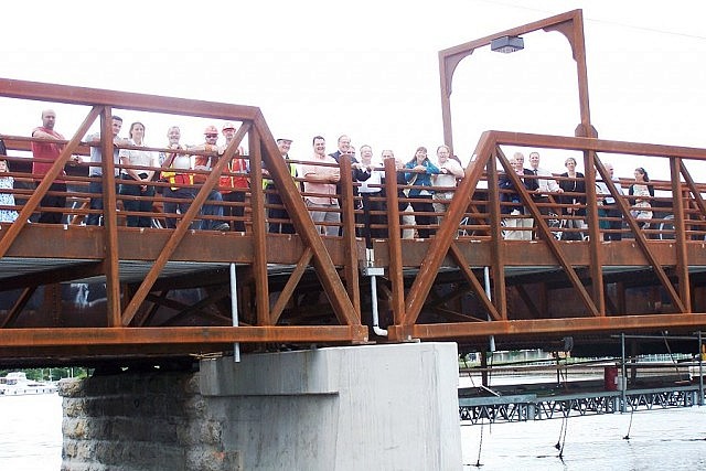 M.P. Dean Del Mastro, M.P.P. Jeff Leal, and Mayor Daryl Bennett celebrate the grand opening of the reconstructed Trans-Canada Trail Bridge in September 2013 (photo: City of Peterborough)