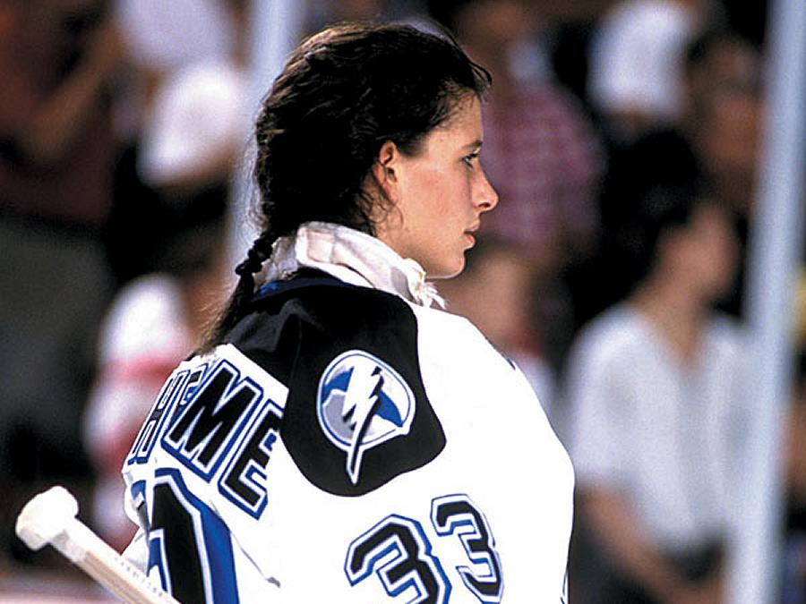 Manon Rhéaume makes hockey history