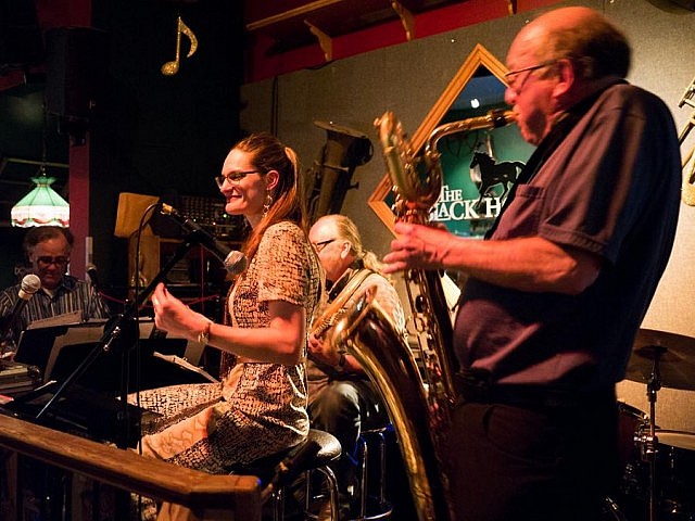 International Jazz Day Peterborough co-organizer Chelsey Bennett will be hosting an After-Dinner Jazz Jam Session at The Oxford with Rob Phillips
