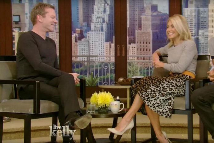 On Live with Kelly, actor-musician Keifer Sutherland tells Kelly Rippa how he was reunited with his childhood best friend, Stephen Barker of Omemee (photo: Live with Kelly)