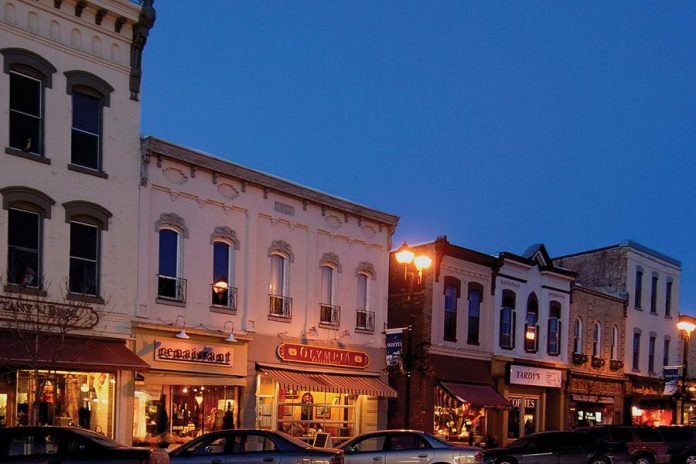 Downtown Lindsay has 185 shops and services, beautiful historic buildings, friendly shop owners, and free parking (photo: Lindsay Downtown Business Improvement Association)