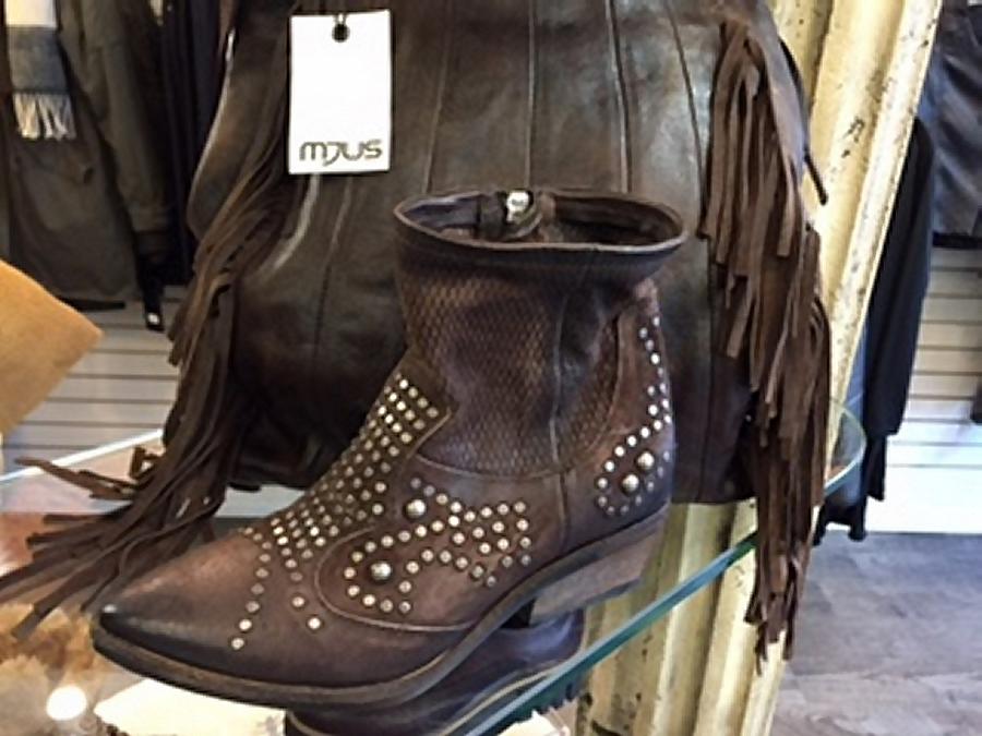 Brittany n' Bros Lindsay shop carries a variety of Canadian and European fashions. They also provide beautiful high-quality footwear, including these fabulous studded brown leather boots. (Photo: Brittany n' Bros)