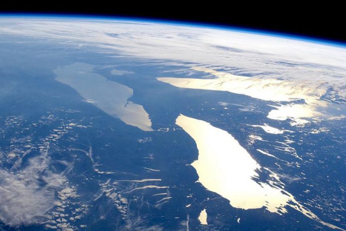 Lake Huron, Lake Erie and Lake Ontario as seen from the International Space Station. (Photo: NASA Earth Observatory)