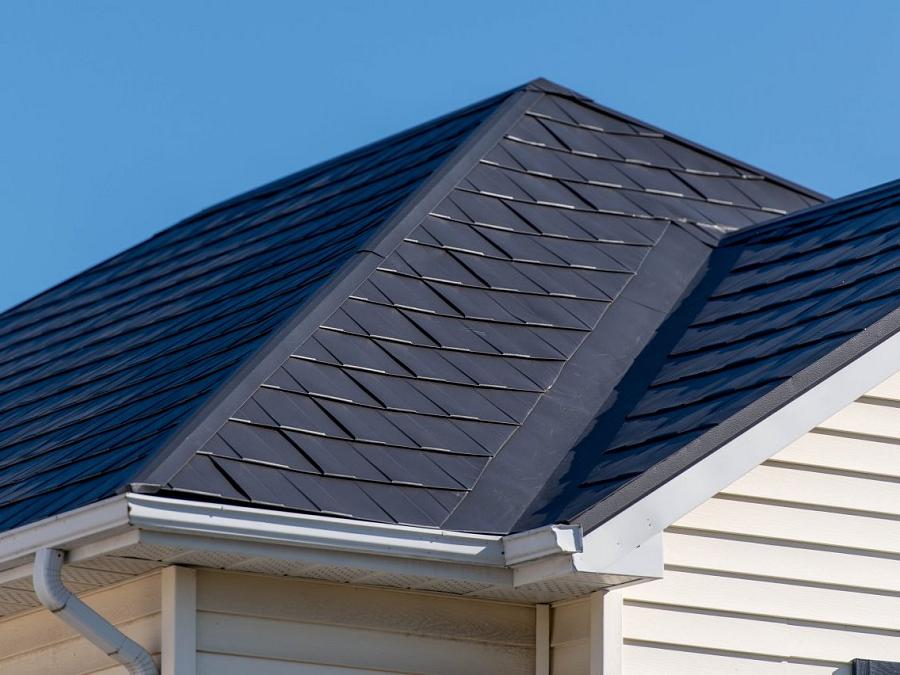 Four-way interlocking metal shingles from Lifestyle Home Products look similar to conventional shingles. (Photo: Lifestyle Home Products)