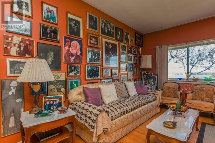 Inside the main house of Ronnie Hawkins' Hawkstone Manor on Stoney Lake, which is currently listed for sale with Sotheby's at an asking price of $4,250,000. (Photo: Realtor.ca)