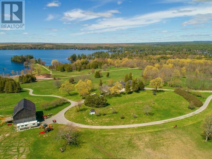 Hawkstone Manor sits on 175 acres of prime real estate on Stoney Lake, with more than 3,300 feet of shoreline. (Photo: Realtor.ca)