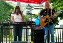 Veteran Peterborough musician Rick Young, performing with his life and musical partner Gailie Young, has been diagnosed with cancer. (Photo: Rick & Gailie Young)