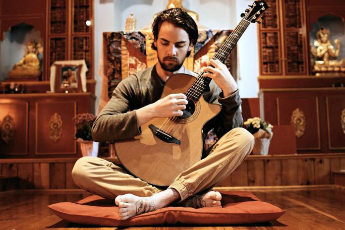 Bethany native Adam Crossman, who James Keelaghan calls "so bloody good", brings his instrumental fingerstyle guitar to Boiling Over's Coffee Vault in Lindsay on February 23, 2018. Nathan Traux will also be performing. (Photo: Adam Crossman)