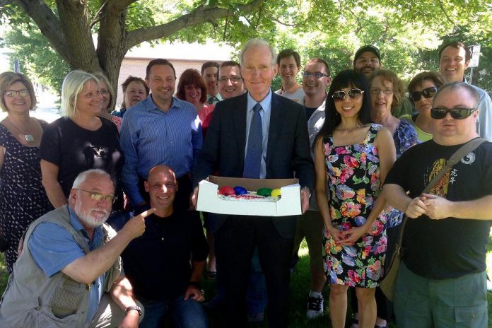 Graham Hart being feted in June 2015 for his long career at CHEX TV. (Photo: Teresa Kaszuba)