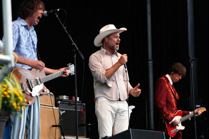 Gord Downie performing with The Sadies in support of their 2014 musical collaboration "Gord Downie, The Sadies, and the Conquering Sun". (Photo: Kevin Lamb)