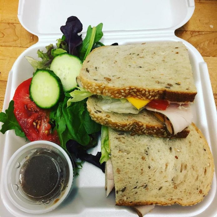 A sample of a fresh and healthy "pay it forward" lunch provided by Sugar Dust Bakery & Cafe to a person in need, paid for by customers. (Photo: Sugar Dust Bakery & Cafe)