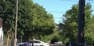 Police block acess to a section of Bethune Street in Peterborough on July 19, 2018 as they search for a potentially armed male suspect in a drug investigation. He was later arrested without further incident. (Photo: Wendy Gibson / Facebook)