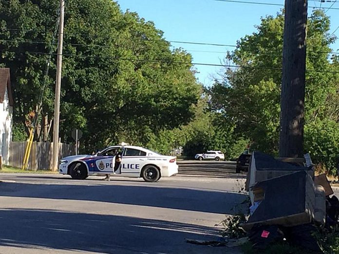 Police block acess to a section of Bethune Street in Peterborough on July 19, 2018 as they search for a potentially armed male suspect in a drug investigation. He was later arrested without further incident. (Photo: Wendy Gibson / Facebook)