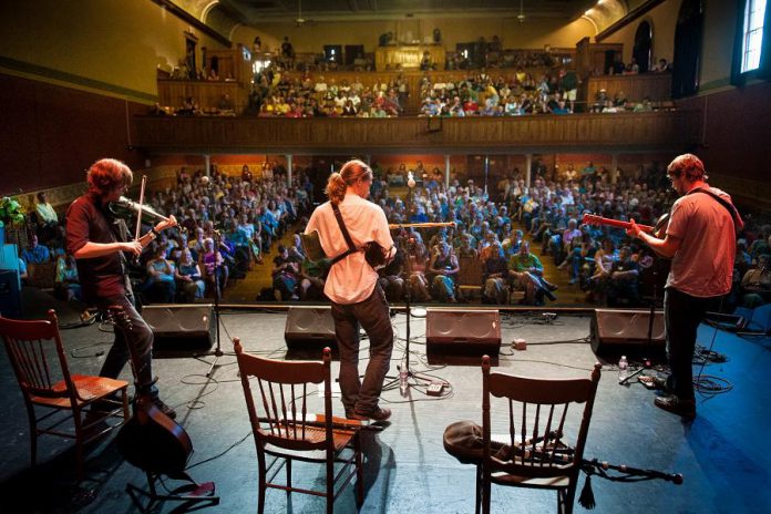 Cantrip (Jon Bews, Dan Houghton, and Eric McDonald) are performing at Market Hall Performing Arts Centre in Peterborough on August 9, 2018. (Publicity photo)