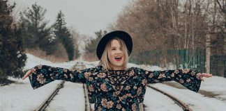 Hillary Dumoulin
