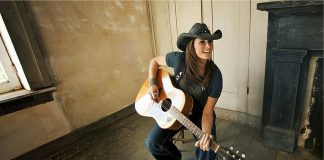 Alberta-born award-winning country music star Terri Clark performs a free concert at Peterborough Musicfest at Del Crary Park in downtown Peterborough on August 15, 2018. (Publicity photo)