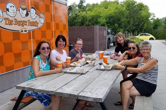 WBN board members Josée Kiss, Lori McKee, Tracey Ormond, Anne Driscoll, Rencee Noonan, and Arlene Blunck supporting the Multiple Sclerosis Society of Canada during the 10th Annual Burgers to Beat MS Campaign (Anne is the society's Fundraising and Community Outreach Coordinator). (Photo: WBN)