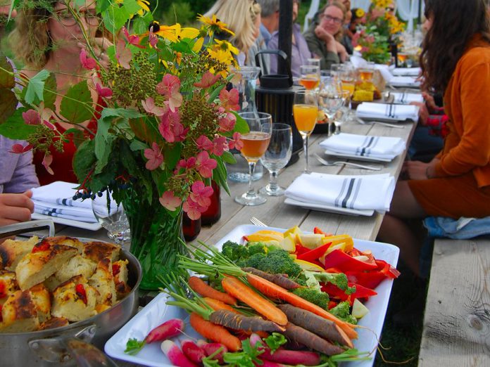 Cultivate hosted its long table launch dinner at Headwaters Community Farm and Education Centre on Friday, September 7, 2018. The dinner, which featured eight local chefs making eight courses featuring local ingredients, launched the annual farm-to-festival celebration of local food and drink, which culminates with the festival weekend from September 21st to 23rd in downtown Port Hope. (Photo: April Potter / kawarthaNOW.com)