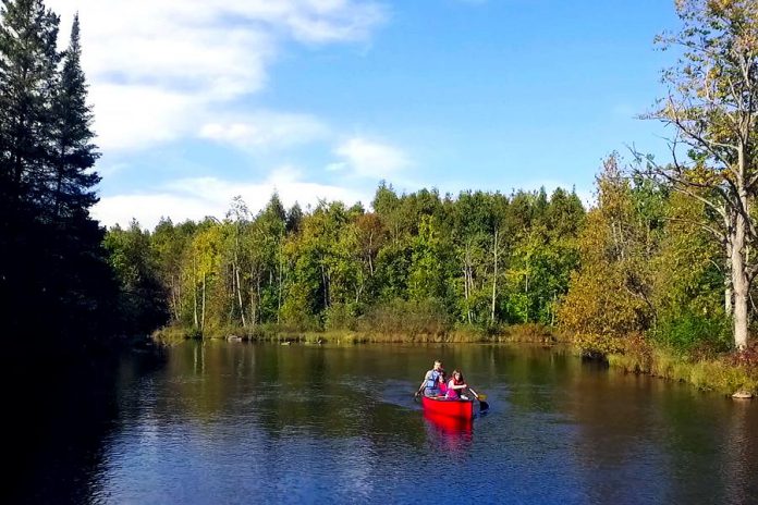 From novice to experienced paddlers, there are lots of fall paddling routes to choose from along the Trent-Severn Waterway in Peterborough & the Kawarthas.