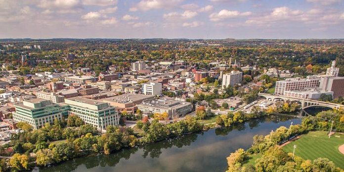 The TD Economic Outlook Luncheon is your chance to explore trends, opportunities, and challenges both within our local communities in Peterborough & the Kawarthas and across the globe. (Photo: Peterborough & the Kawarthas Economic Development)