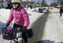 With preparation and planning, winter cycling can be an active, safe, and fun part of your day, whether you're walking the kids to school, commuting, or heading out for groceries. (Photo: EnviroCentre)