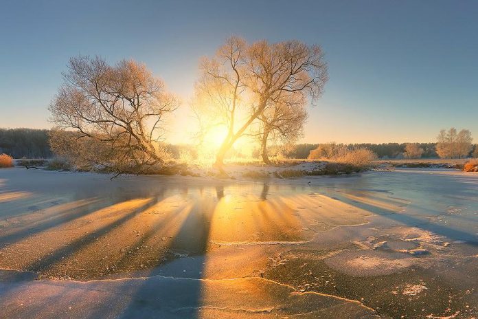 The 2018 winter solstice, arriving on Friday, December 21, is the shortest day of the year and represents the official beginning of winter. The good news is that, after the winter solstice, the days begin to get longer than the nights again.