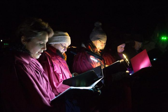 The play is supported by musicians Rita Dottor, Justin Hiscox, and Mark Hiscox and a choir consisting of Nate Axcell, Rosemarie Barnes, Taylor Beatty, Sophie Botting, Katherine Carleton, Elaine Day, Natalie Dorsett, Tyler Evans Knott, Christie Ferguson Freeman, Keith Goranson, Brandon Grant Remmelgas, Gillian Harknett, Tim Jeffries, Heather Knechtel, Rowan Lamoreaux, and Darcy Mundle. (Photo: Wayne Eardley, Brookside Studio)