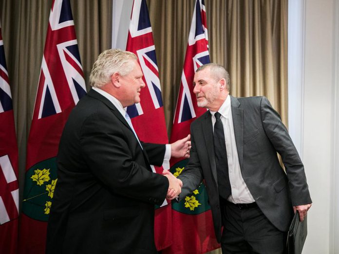 Premier Doug Ford welcomes Kawartha Lakes Mayor Andy Letham to a one-on-one meeting at Queen's Park in Toronto on December 10, 2018. (Photo: Office of the Premier)