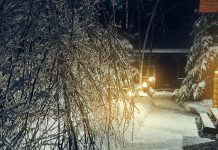 Freezing rain and snow at night