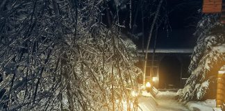 Freezing rain and snow at night