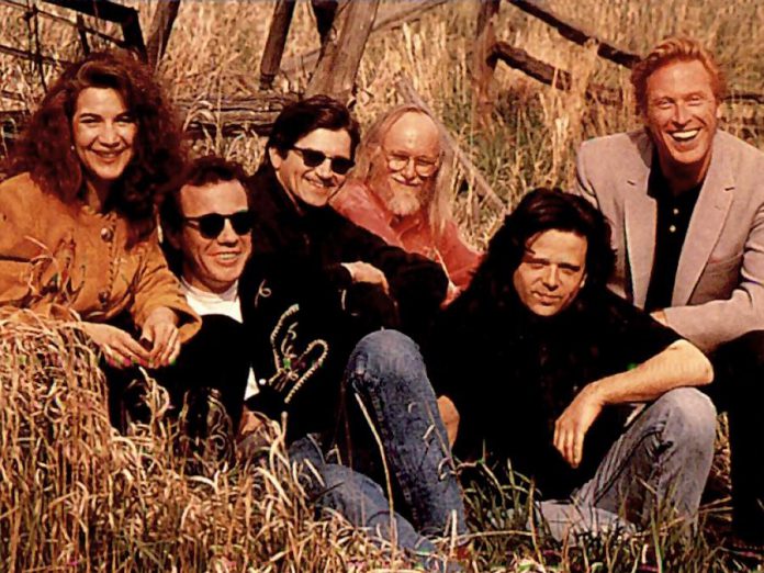 Russell deCarle (right) performed with Prairie Oyster for 35 years. The award-winning band was inducted into the Canadian Country Music Hall of Fame in 2008. (Publicity photo)