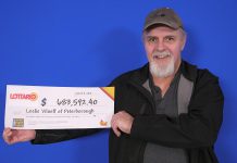 Leslie Vilneff of Peterborough with his Lottario winnings. (Photo: OLG)