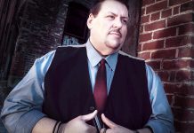 New Brunswick contemporary roots and blues artist Mike Biggar performs two shows at the Dominion Hotel in Minden on Monday, May 27th and Tuesday, May 28th. (Publicity photo)